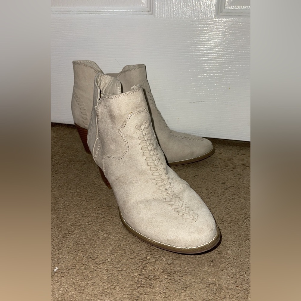 White suede western style slip on bootie. Make an offer. Need gone